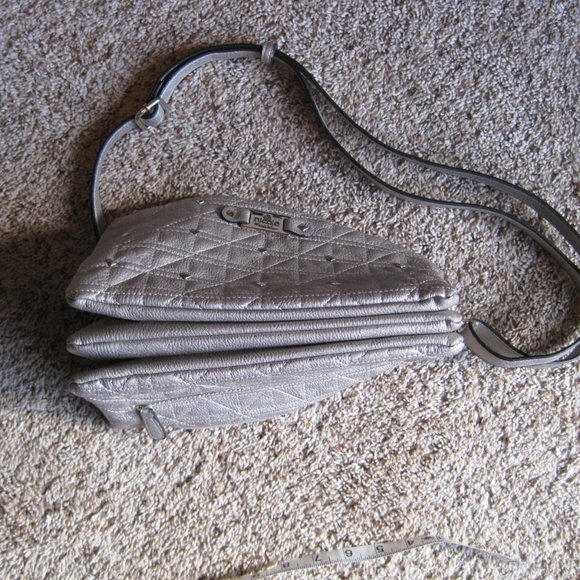 Nicole Miller silver quilted purse - Picture 13 of 15